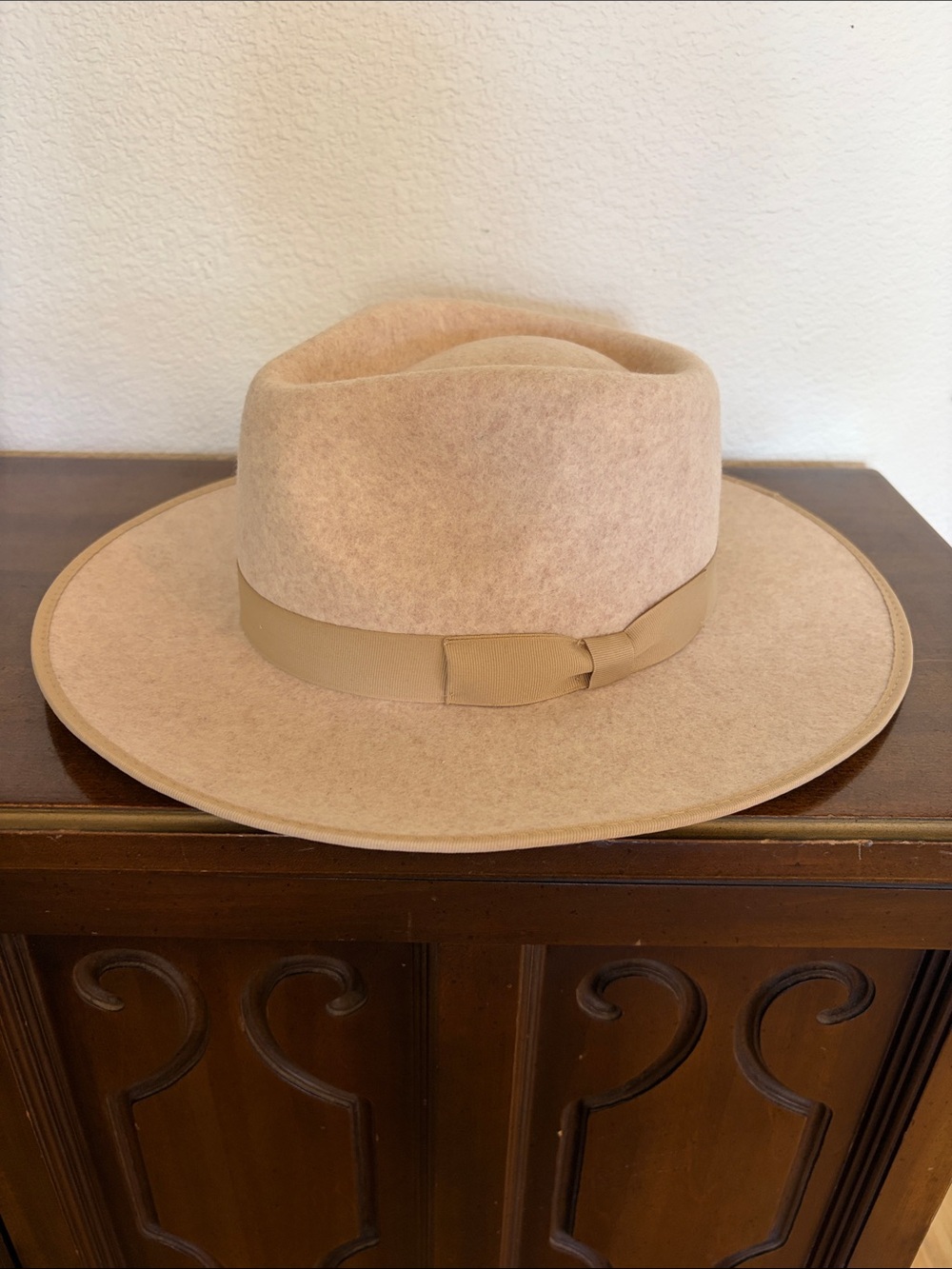 Friends of Friends Cream Tan Wool Western Flat Brim Hat 57cm